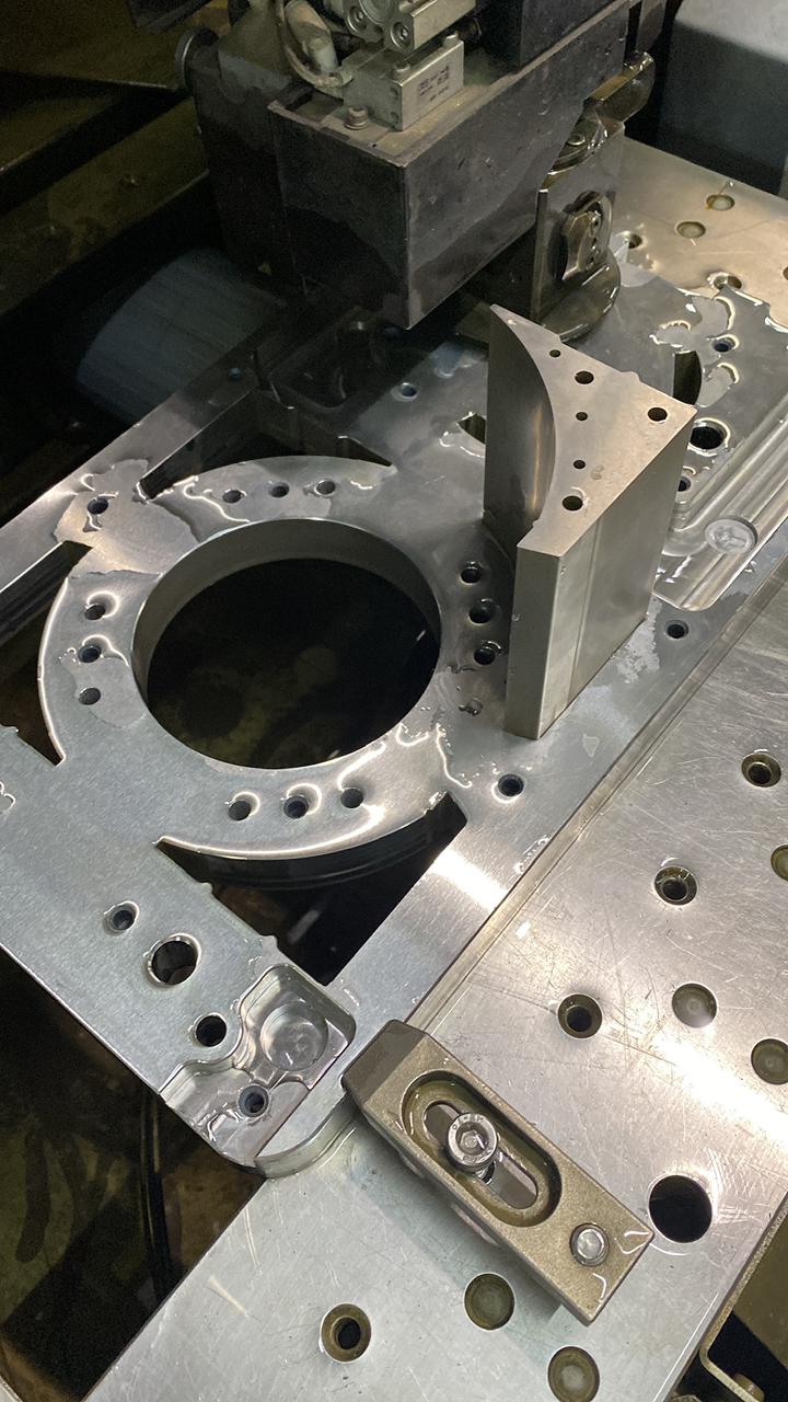 Electroerosión por hilo trabajo 26